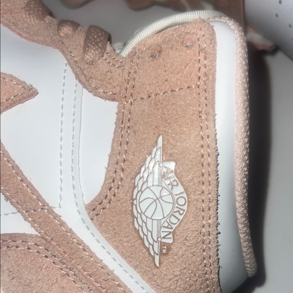 Nike Air Jordan 1 Mid Pink & White Suede 5.5Y - Picture 2 of 9